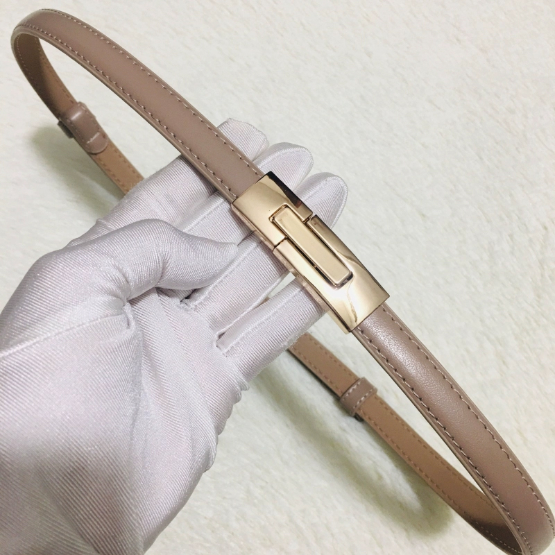 Leather Classic Strap - Echtleder-Damengürtel mit Modischer Goldener Schloss-Schnalle, Schmaler